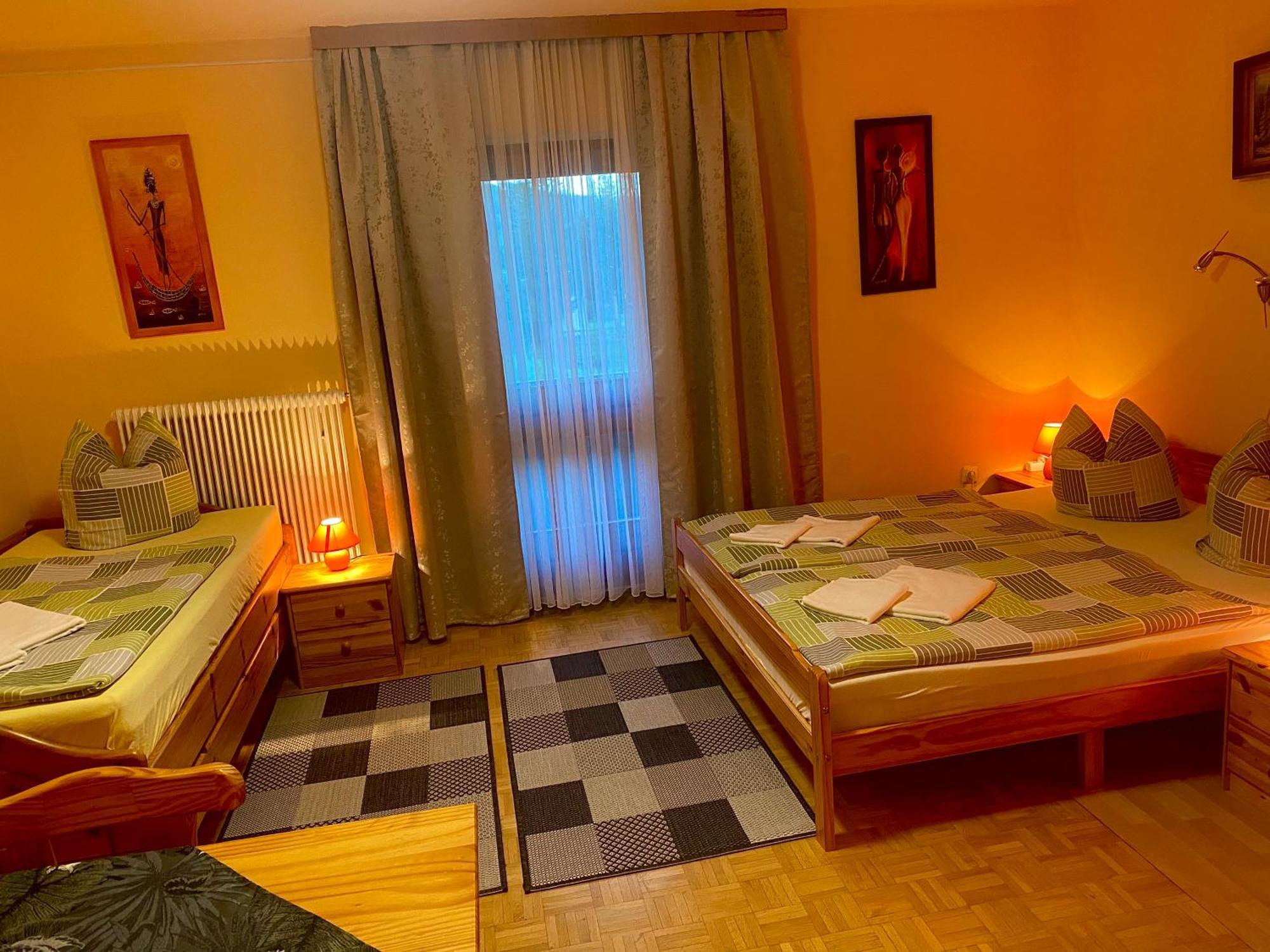 Pension Zur Heiligen Krone Mauterndorf  Εξωτερικό φωτογραφία