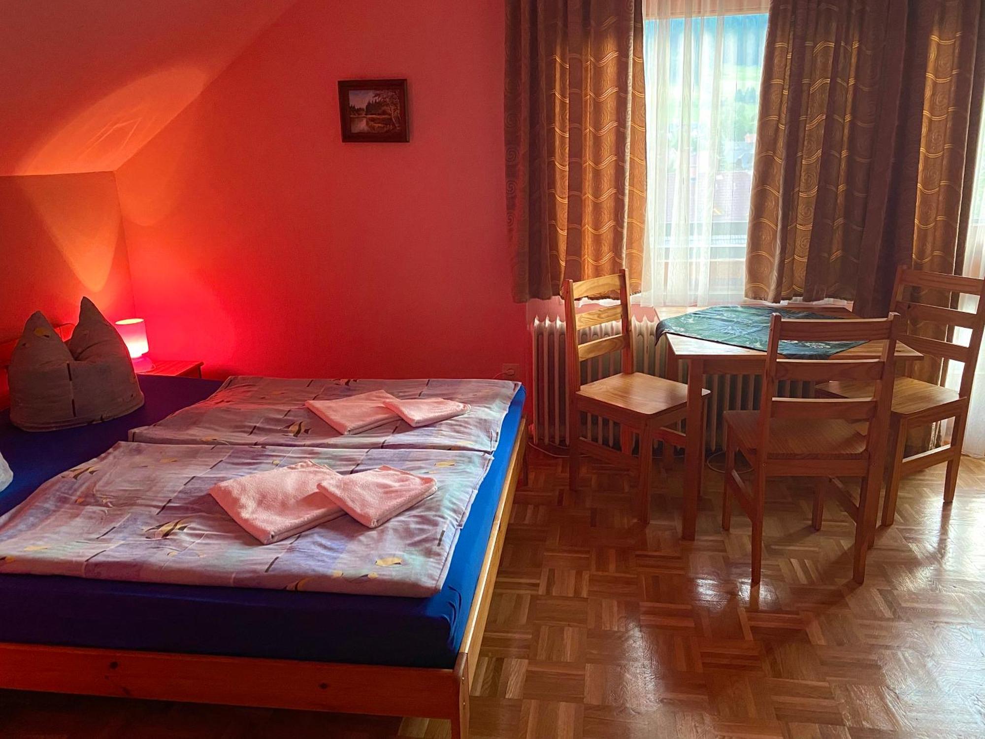 Pension Zur Heiligen Krone Mauterndorf  Εξωτερικό φωτογραφία