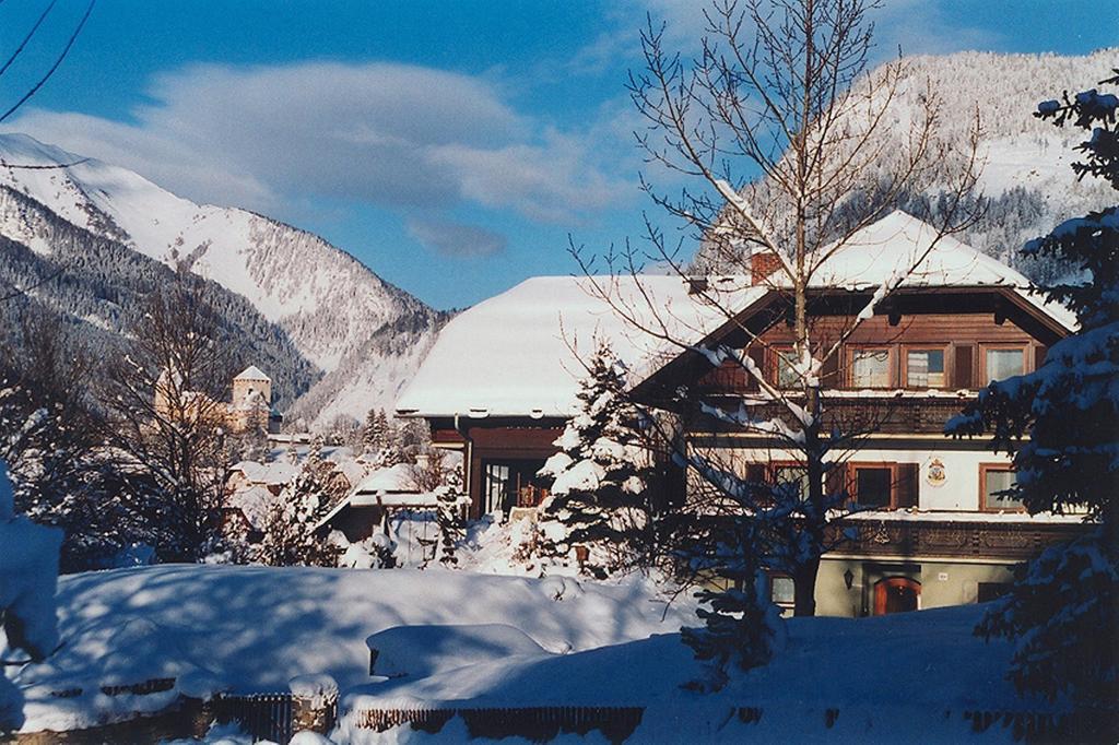 Pension Zur Heiligen Krone Mauterndorf  Εξωτερικό φωτογραφία